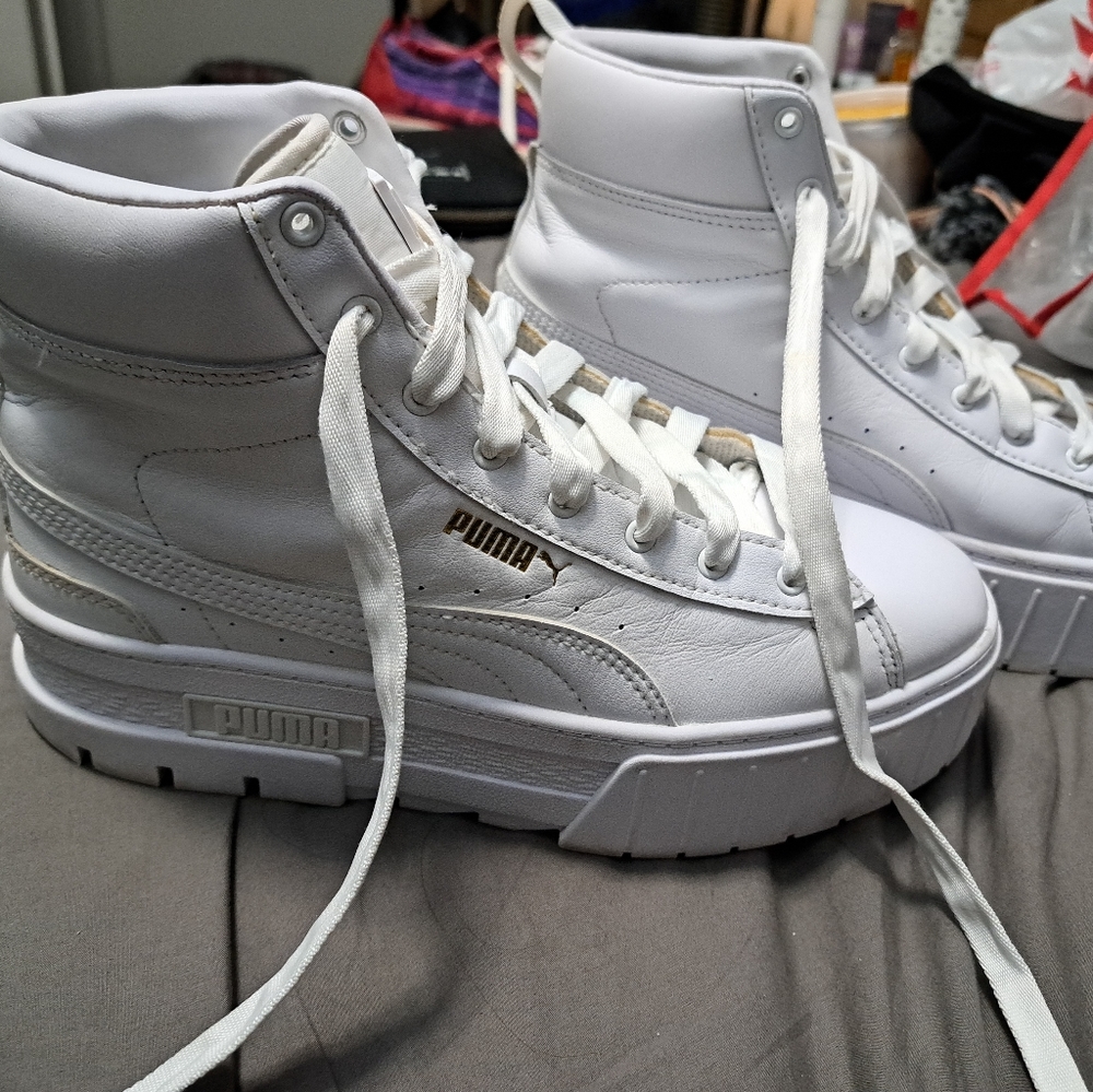 Women's Puma Mayze Sneakers | White | Size 8 | Pre-owned